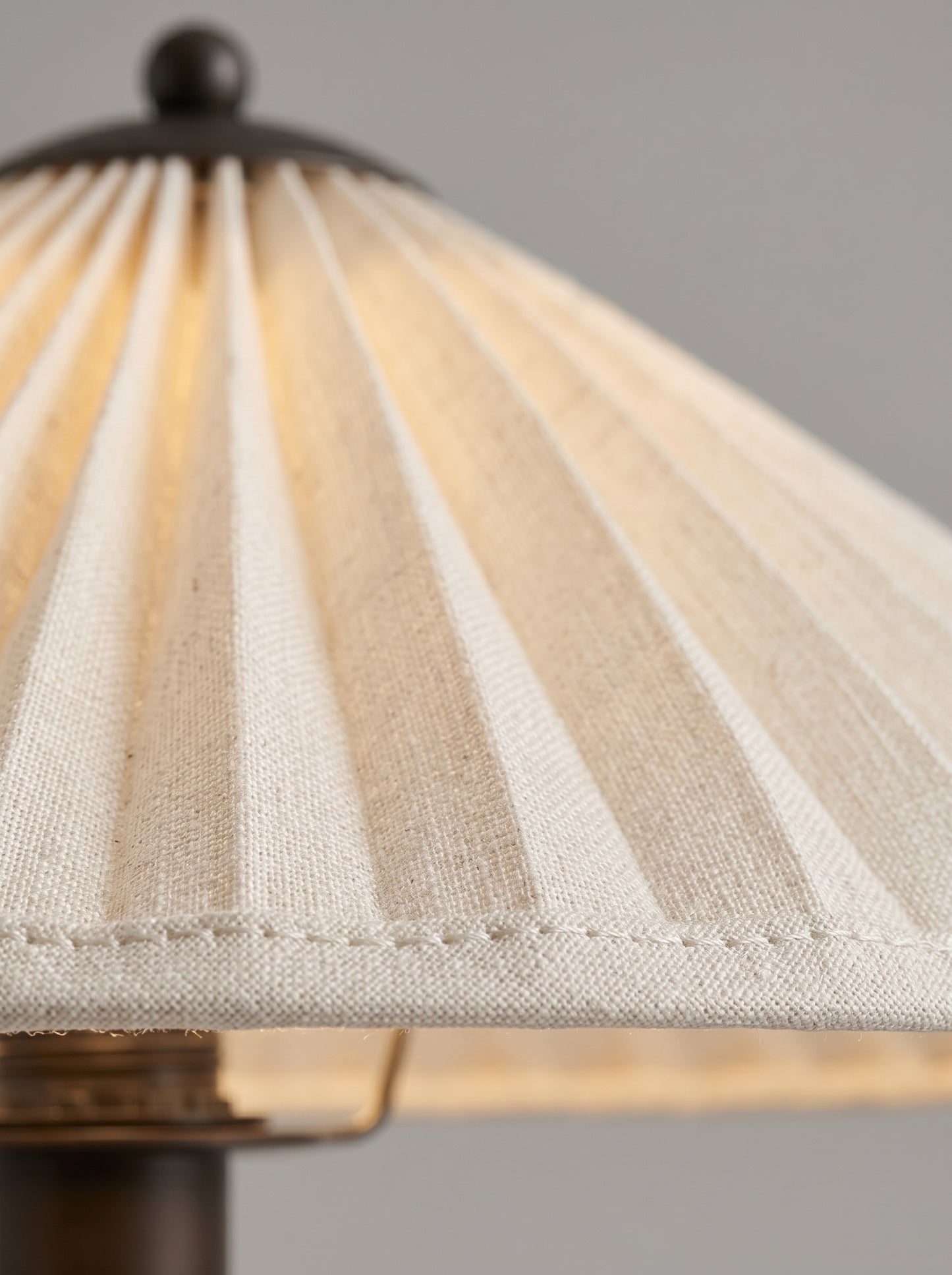 Dune — Pleated Fabric Floor Lamp