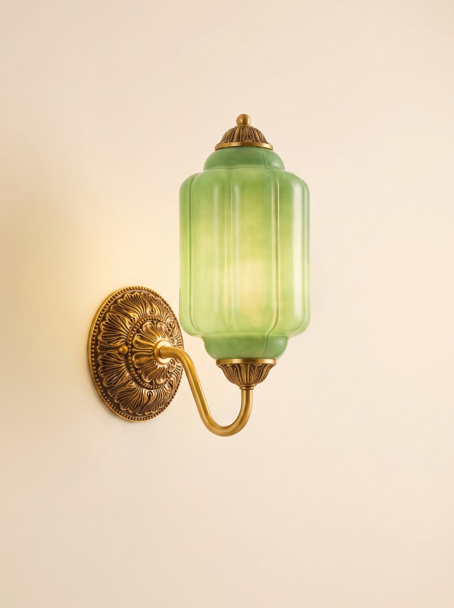 Verdi — Retro Stained Glass Wall Sconce
