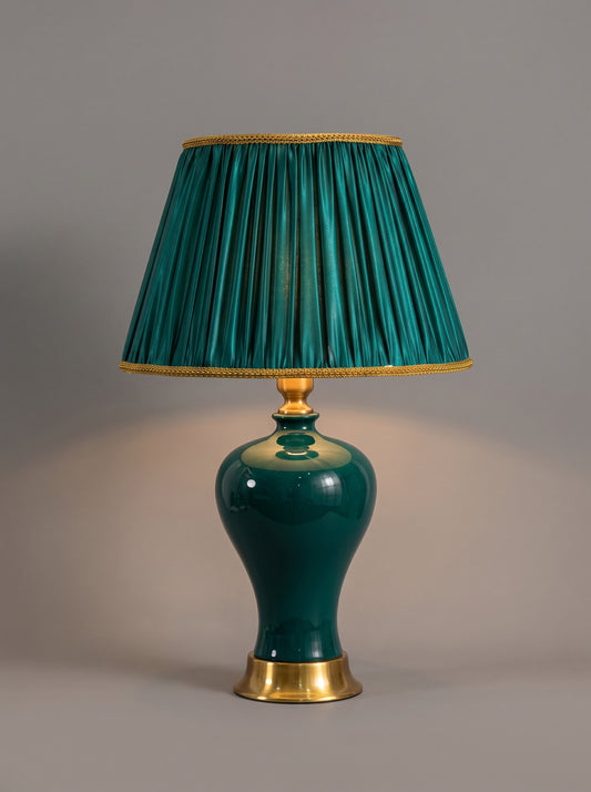 Vasa — Modern Ceramic Table Lamp