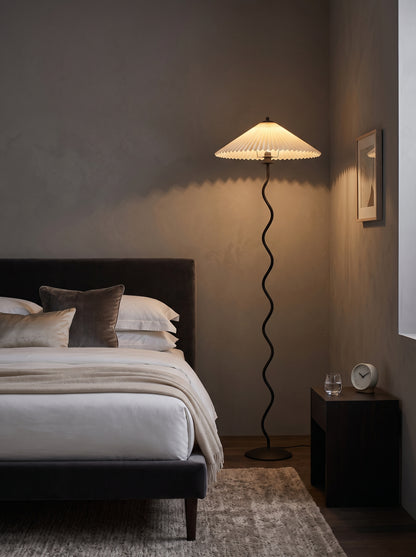 Dune — Pleated Fabric Floor Lamp