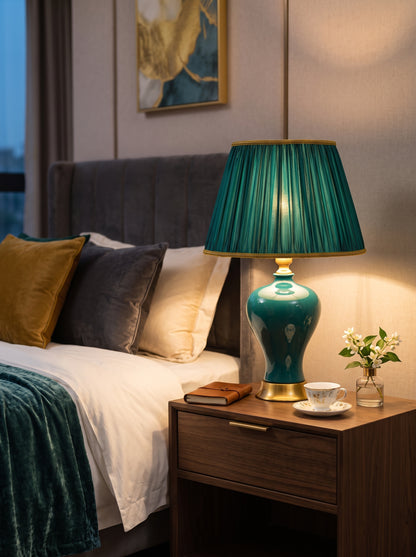 Vasa — Modern Ceramic Table Lamp