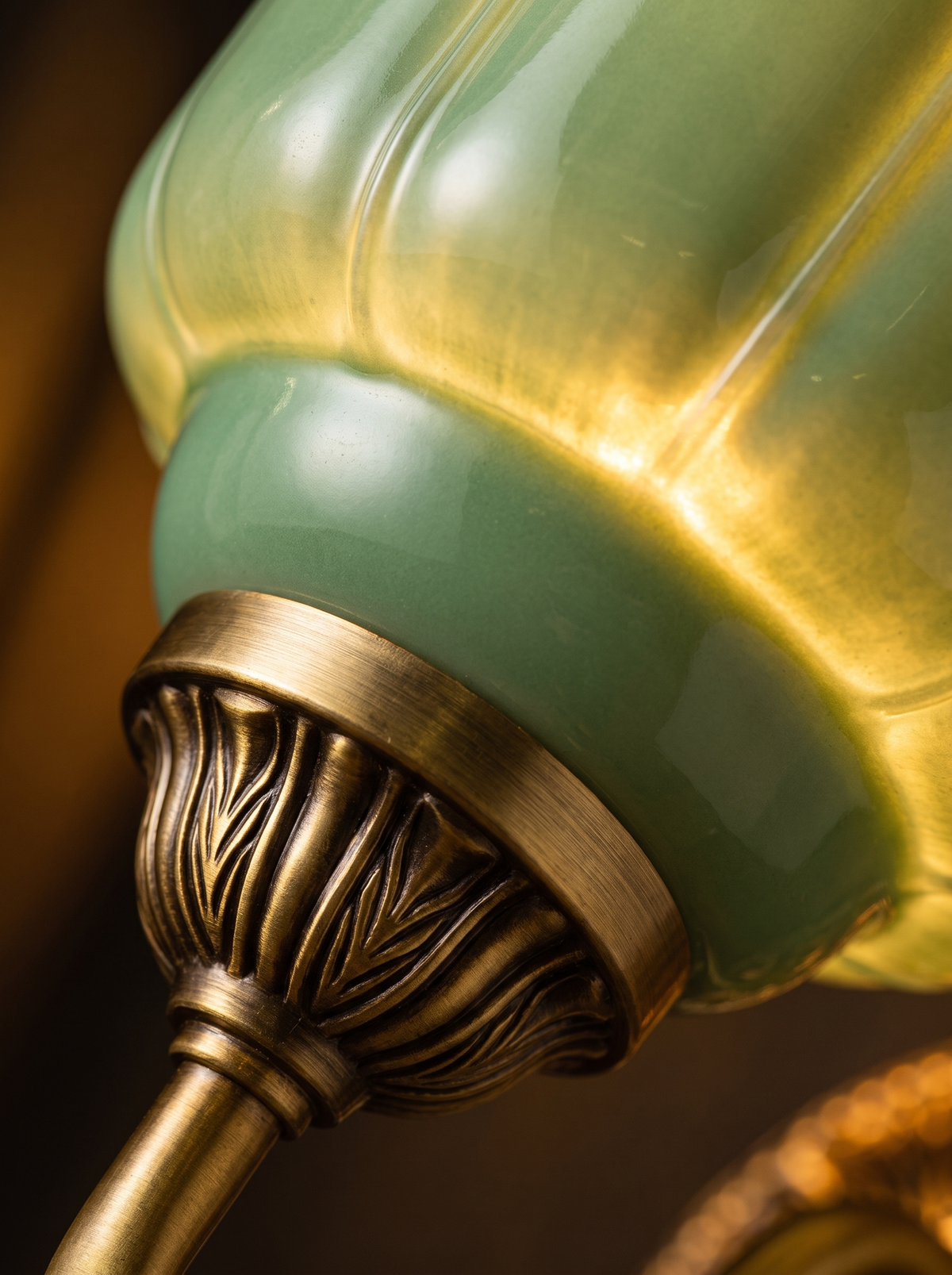 Verdi — Retro Stained Glass Wall Sconce