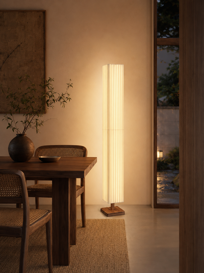 Kioto — Wabi-Sabi Wood & Fabric Floor Lamp